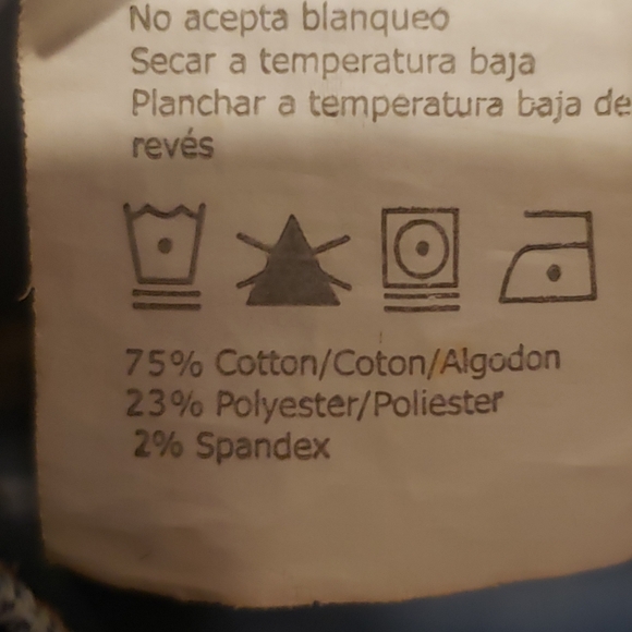 Urban Heritage UH Denim Dark Faded Distressed Ripped Jeans Woman Size 28 NWOT - Picture 15 of 15